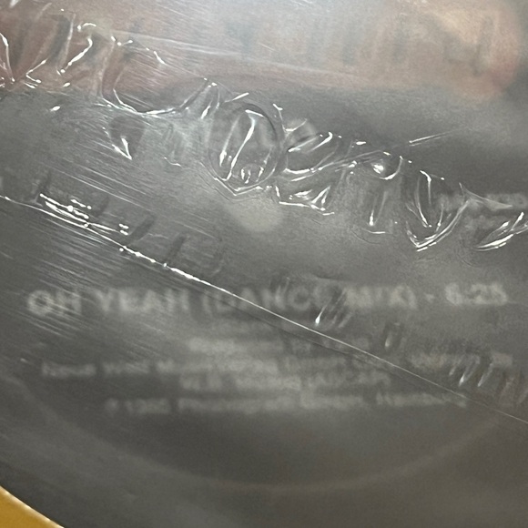 Yellow “ Oh Yeah “ ( Featured In The secret Of My Success) Vinyl Record Mint - Picture 5 of 7